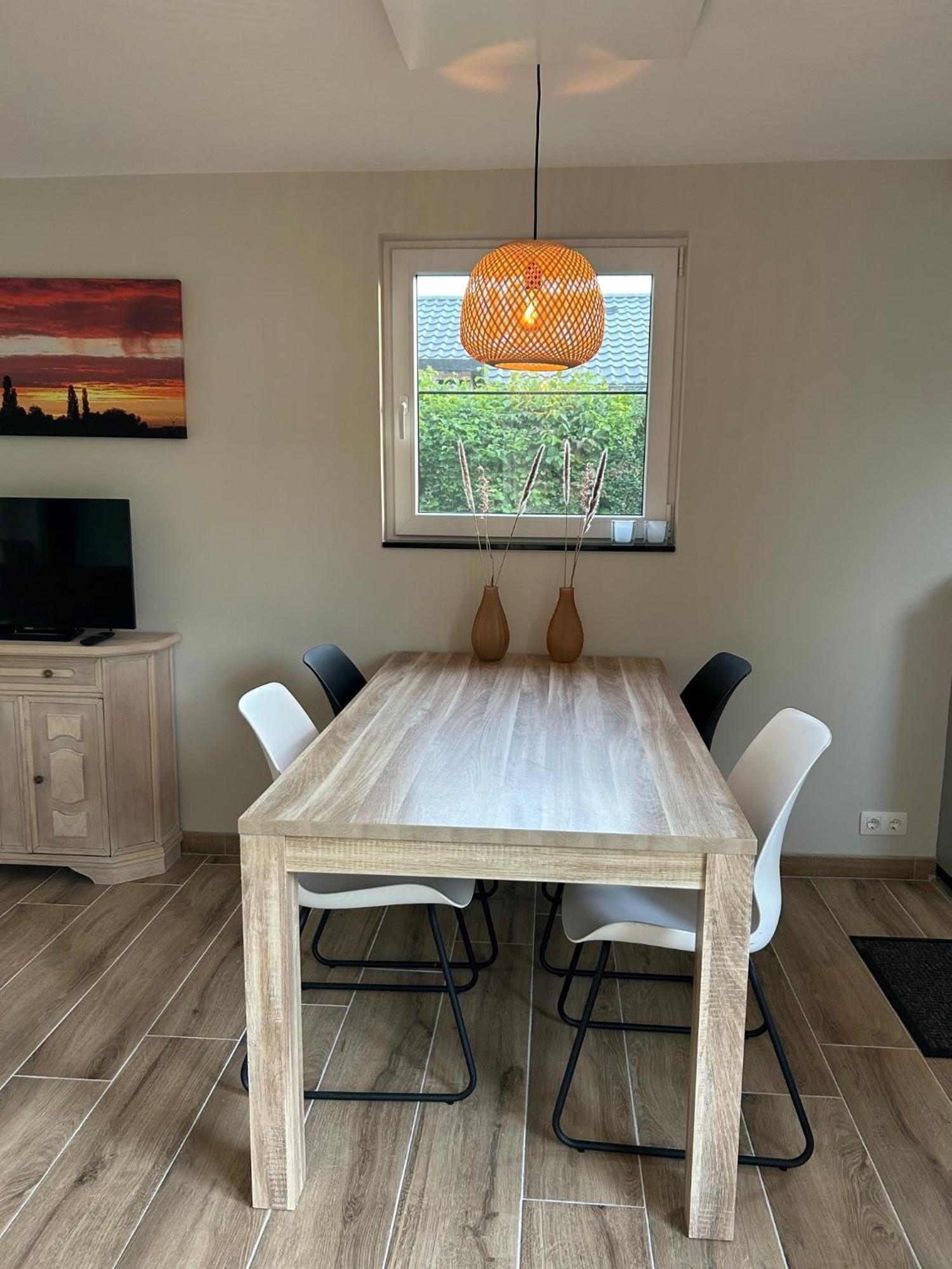Oosterschelde Lodge Met Veel Privacy En Dicht Bij Het Water Scherpenisse ภายนอก รูปภาพ